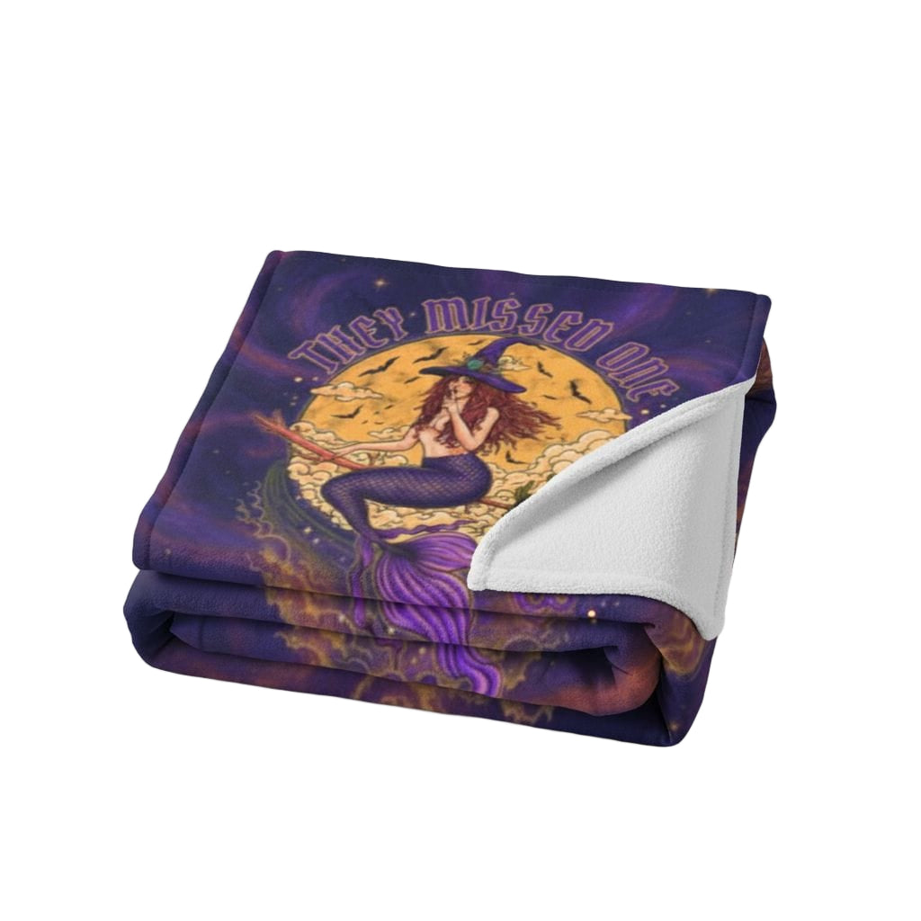 Mountains & Mermaids Salem Siren Plush Blanket